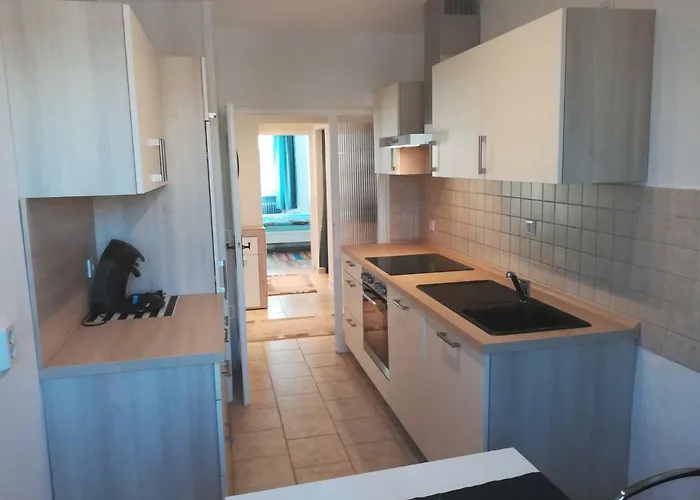 Ferien - Und Messewohnung Am Stadtpark * Nürnberg