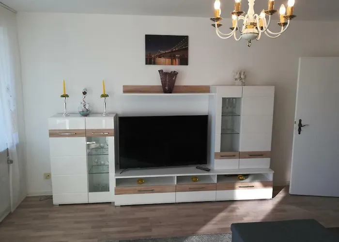 Апартаменты Ferien - Und Messewohnung Am Stadtpark Нюрнберг